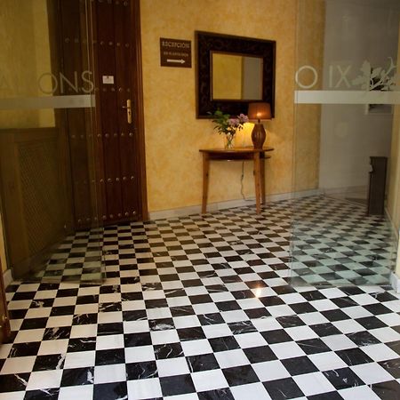 Hotel Alfonso IX (Adults Only) Caces Kültér fotó