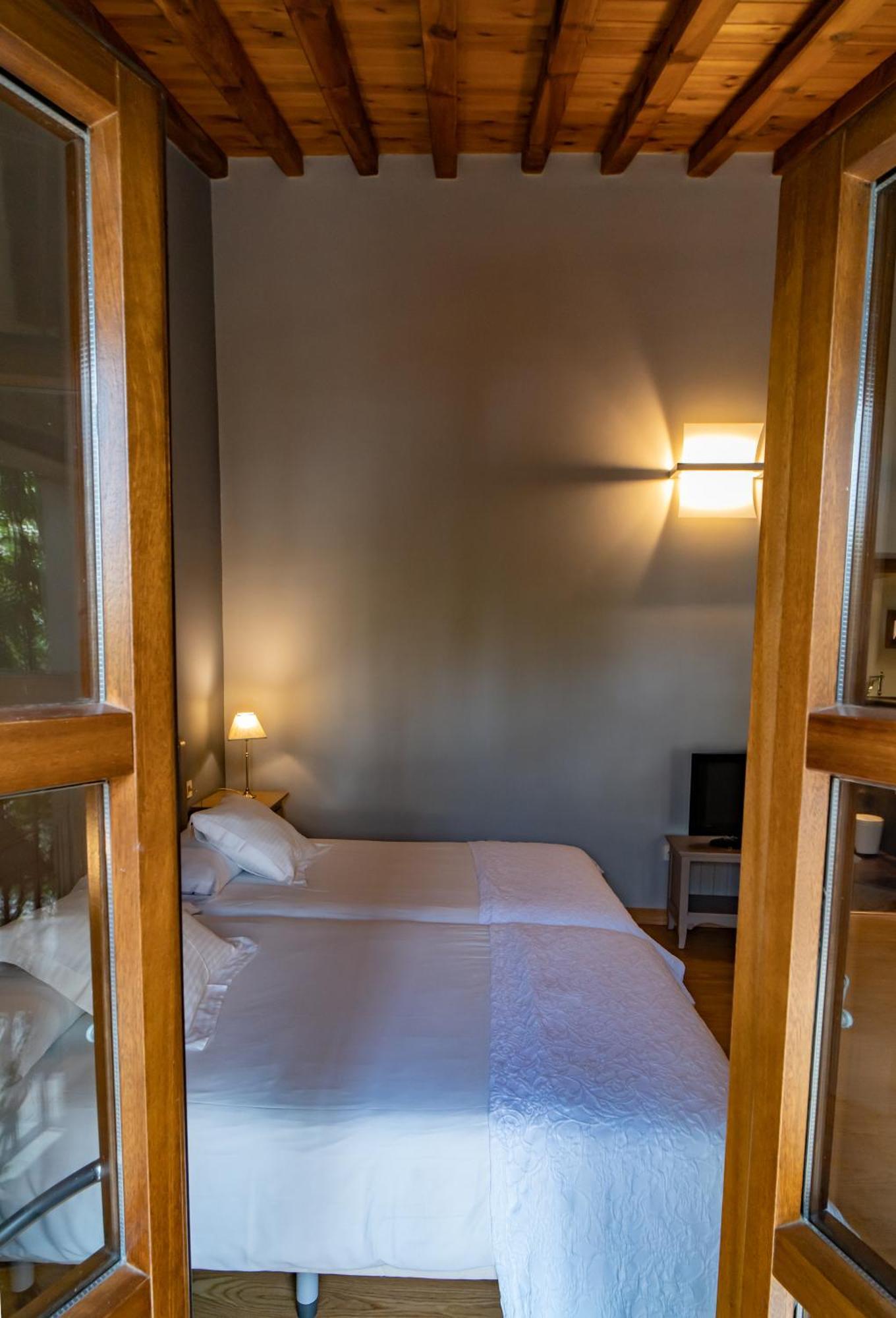 Hotel Alfonso IX (Adults Only) Caces Kültér fotó