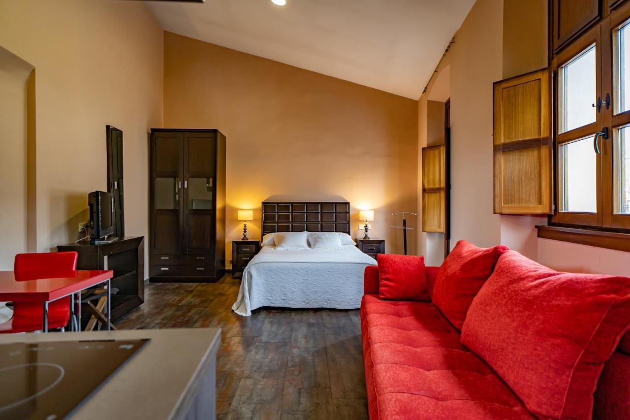 Hotel Alfonso IX (Adults Only) Caces Kültér fotó